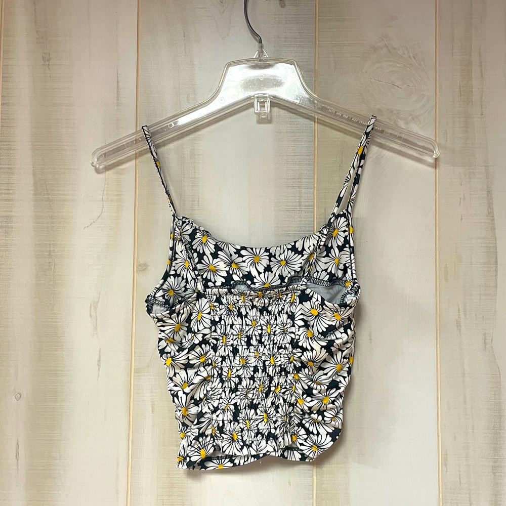 Urban Outfitters Black White Yellow Daisy Print Ruched Cropped Tank Top Sz S - Picture 2 of 5